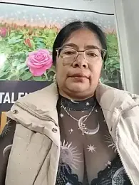 __valentina18 webcam model stream image