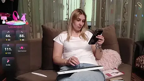 zeynep_luv_u webcam model stream image