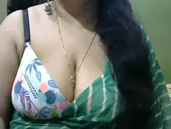 Mona_love143 webcam model stream image