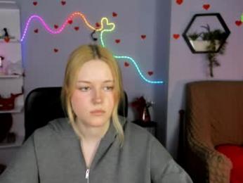 lina_fox12 webcam model stream image