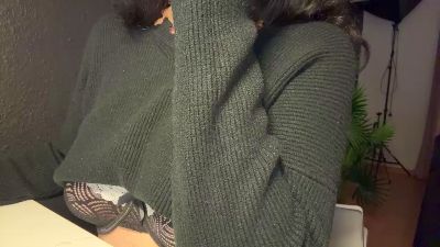 _universia webcam model stream image