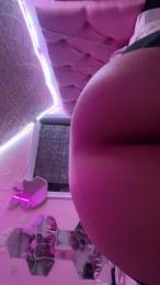 sugarbabyyyhot webcam model stream image