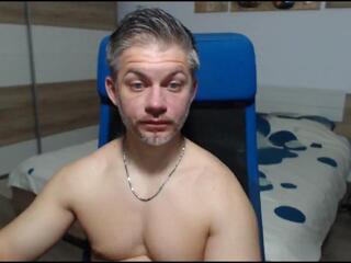 Robby Shaw webcam flirt4free model stream image