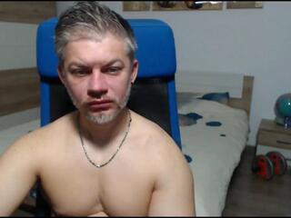 Robby Shaw webcam flirt4free model stream image