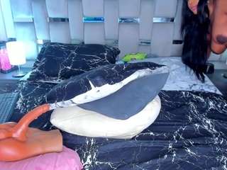 cammiila webcam camsoda model stream image