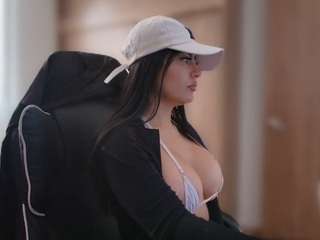 layla-nicols webcam model stream image