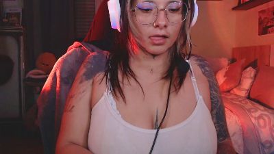 toxykitti webcam cam4 model stream image