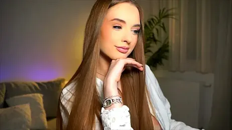 petitegonwiild webcam stripchat model stream image