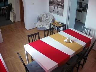 voyeurcam-julmodels-dining webcam model stream image