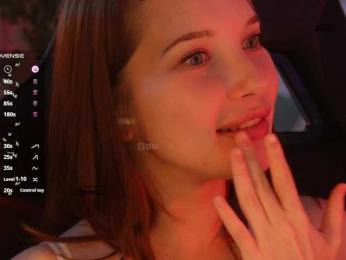 _Q_ webcam bongacams model stream image