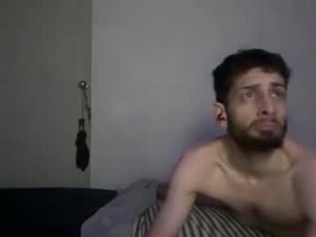 pantslesstraveler_plt webcam model stream image
