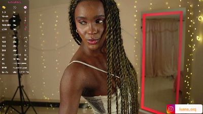 Luana_risque webcam cam4 model stream image