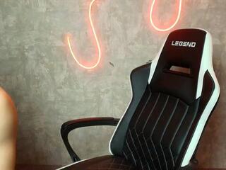 Ridge Hunter webcam model stream image