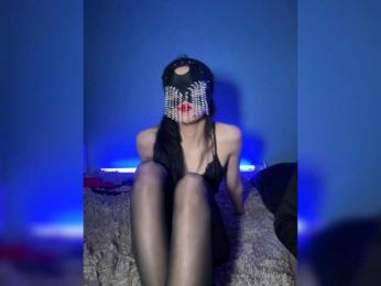 lunapairs webcam bongacams model stream image