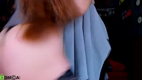 Lexi_Split webcam model stream image