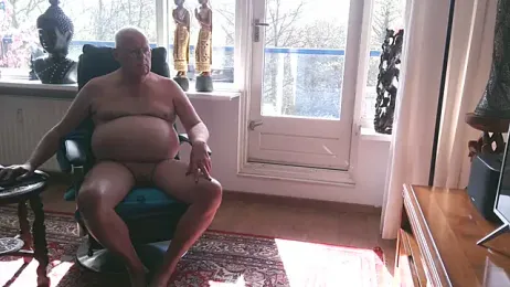 Exhib070 webcam model stream image