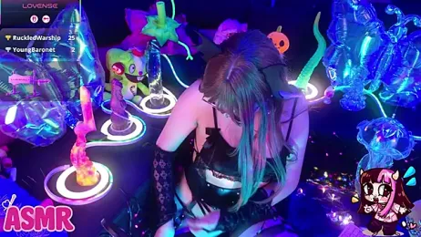 LaytonBox webcam model stream image