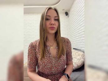 KitFox webcam model stream image