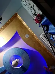 peu8 webcam model stream image