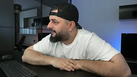 DravenPeak webcam model stream image