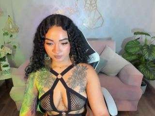 lenastyles camsoda stream image