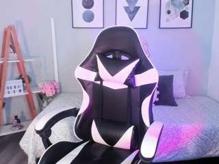 lenastyles camsoda stream image