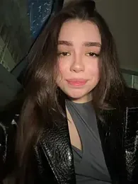 pantyless stripchat stream image