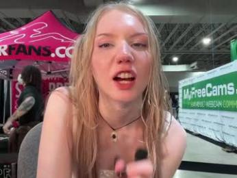 eve003300 chaturbate stream image, 27.06.2025 21:10