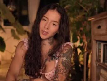 effylowell_ chaturbate stream image, 03.07.2025 01:10