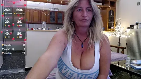 JennaDeluxe stripchat stream image, 18.07.2025 09:40