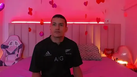 SophieRoyals stripchat stream image, 13.02.2025 12:00