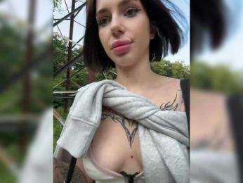 BabyDarii bongacams stream image