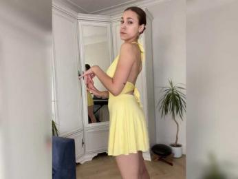 avolood bongacams stream image