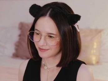 MissEssie bongacams stream image, 12.09.2025 18:30