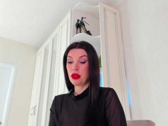 Femdomheels bongacams stream image