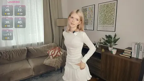 LaureMestler stripchat stream image, 09.10.2025 08:50