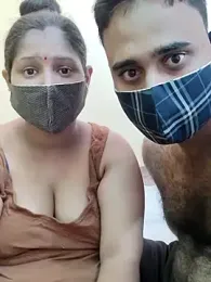 IND_COUPLE1 stripchat stream image, 13.10.2025 04:10