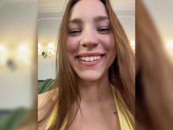 avolood bongacams stream image