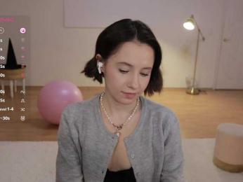 MissEssie bongacams stream image, 29.10.2025 16:00