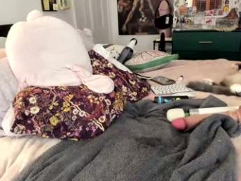 eve003300 chaturbate stream image, 04.11.2025 00:30