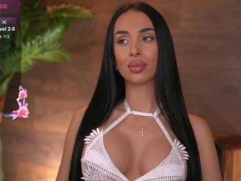 KairaAndrews bongacams stream image