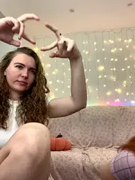 Radiants_two stripchat stream image, 07.11.2025 15:30
