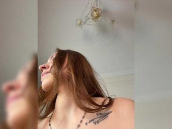 avolood bongacams stream image