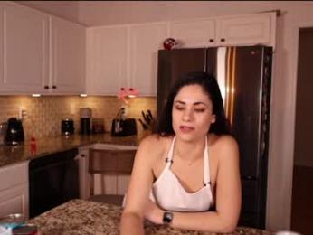 ari_lovexo chaturbate stream image