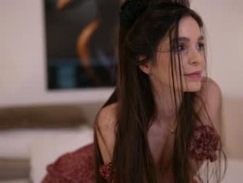 dovia chaturbate stream image