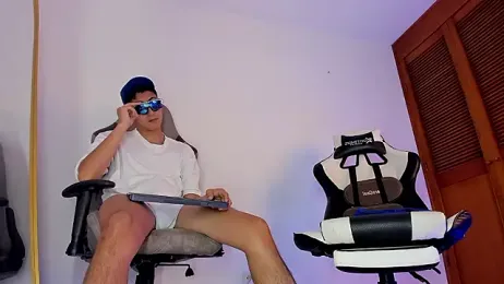 sotooliver3 stripchat stream image