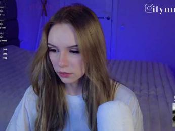 fymryn bongacams stream image