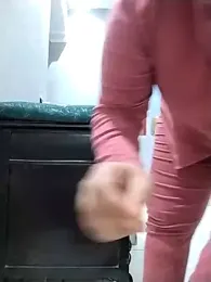 Dalou3a-69 stripchat stream image