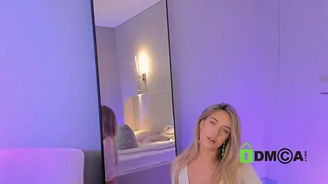 Wallflowerr stripchat stream image