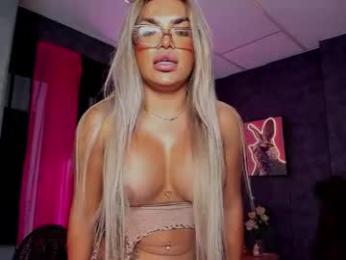 kittyhotts chaturbate stream image